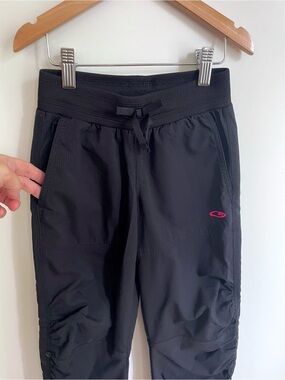 $7 💥Champion Girls Nylon Track Pants, Ruched Leg, Pockets, Hot Pink Logo